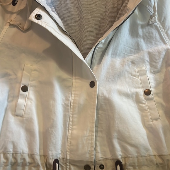 Loft Jacket - Picture 6 of 7